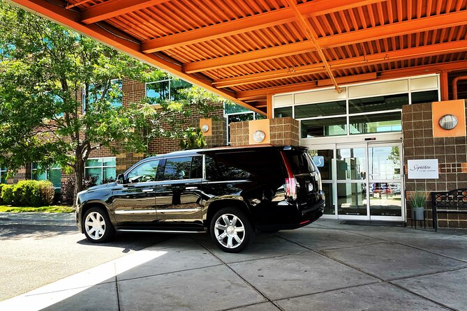 Private Luxury Transportation From Denver to Airport - Pricing and Group Information