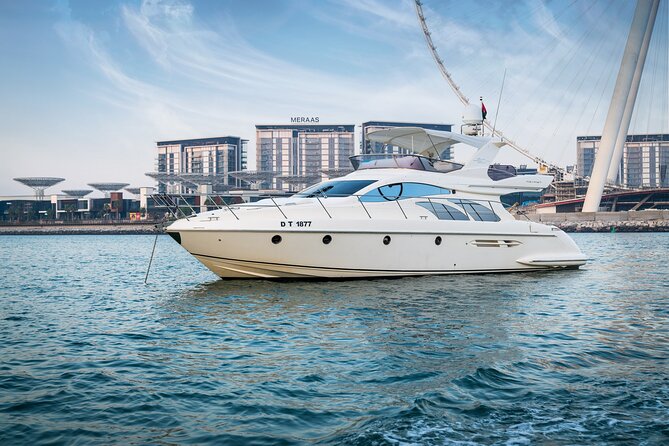 Private Luxury Yacht Cruise for up to 15 People - Included Amenities and Features