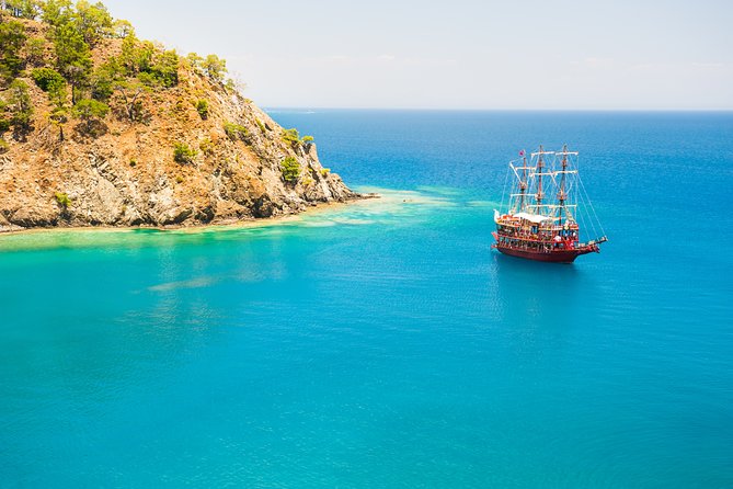 Private Luxury Yacht Tour With Lunch and Drinks - Experience the Turquoise Coast