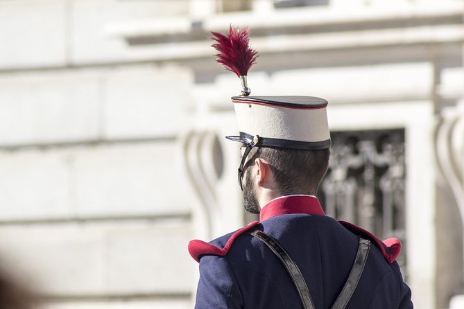 Private Madrid Royal Palace - Meeting and Pickup Details