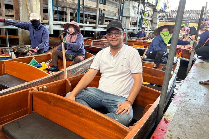 Private Maeklong Railway Market and Amphawa Floating Market Tour. - Private Maeklong Railway Market