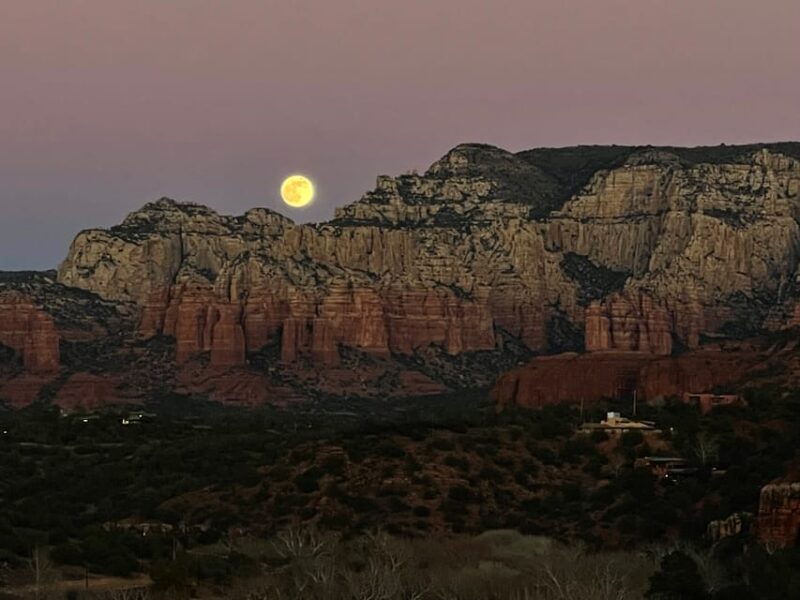 PRIVATE Majestic Full Moon PRIVATE Jeep Tour From Sedona - Key Points