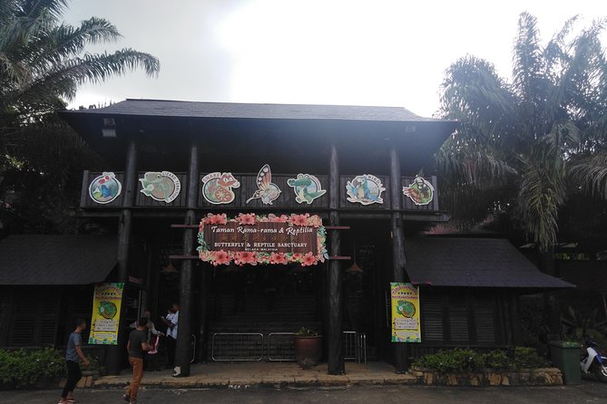 Private Malacca Day Trip (Price Based Per Car) - Inclusions