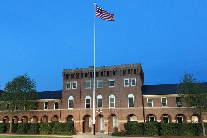 Private Marine Corps Tour of Washington DC by Luxury Car - National Museum of the Marine Corps