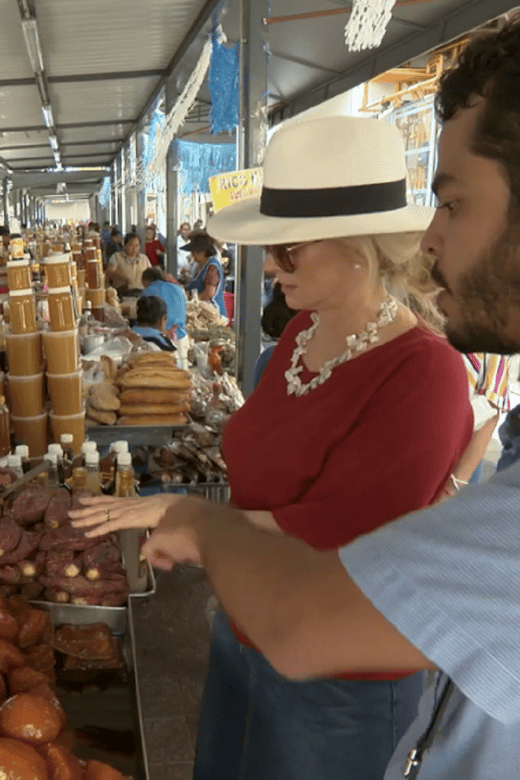Private Market Food Tour and Architecture Sightseeing - Key Points