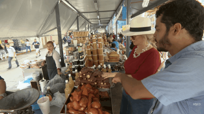 Private Market Food Tour and Architecture Sightseeing - Meeting Point and Accessibility