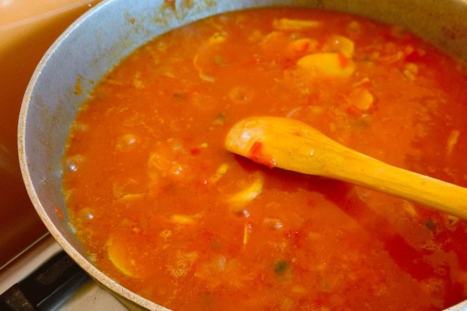 Private Market Tour and Cooking Class in Bucaramanga With a Mother-Son Duo - Authentic Culinary Traditions