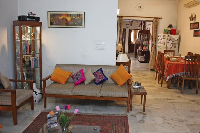 Private Market Tour and Cooking Lesson in a Local New Delhi Home - Accessibility Information