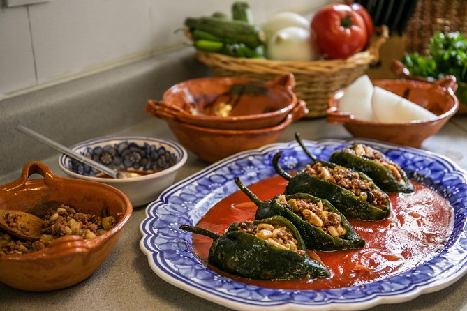 Private Market Tour and Traditional Mexican Cooking in a Beautiful Home - Key Points
