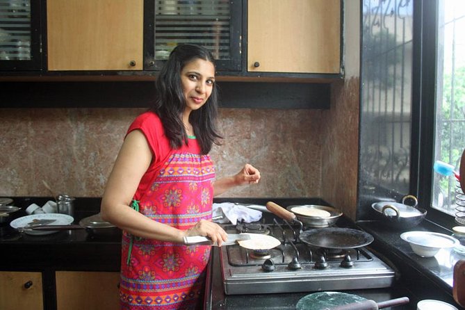 Private Market Tour and Vegetarian Cooking Class in Mumbai - Good To Know