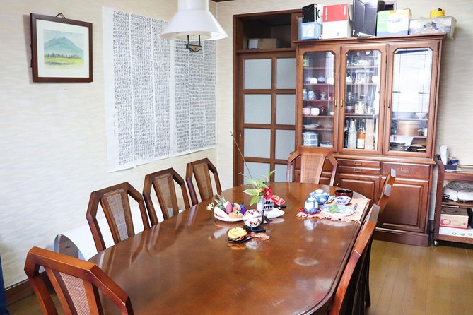 Private Market Visit, Tofu Intro & Cooking Class With Kyoto Local - Starter: Chirashi-sushi and Miso Soup