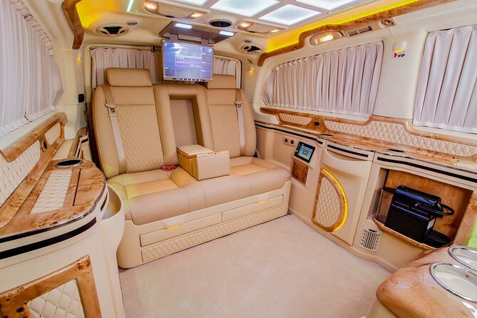 Private Marmaris Airport Transfer Service - Vehicle and Amenities