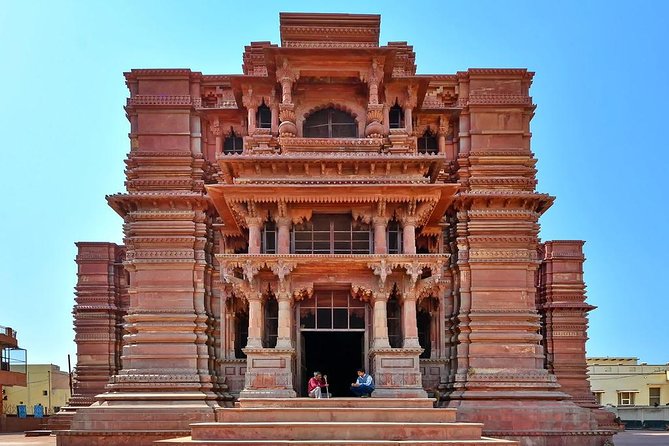 Private Mathura Vrindavan Tour From Delhi - Experience Mathura Vrindavan