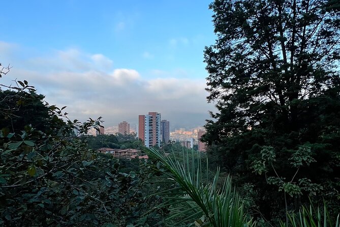 Private Medellin Airport Transfer With English-Speaking Driver - Booking Information