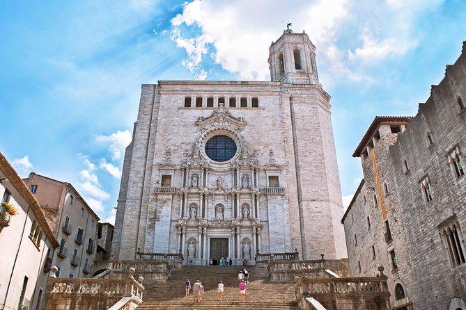 Private Medieval Girona Tour With Hotel Pick-Up - Pick-up Information
