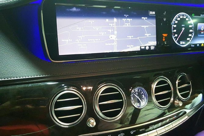 Private Melbourne Day Tours – Luxury Vehicle - Recommended by Customers