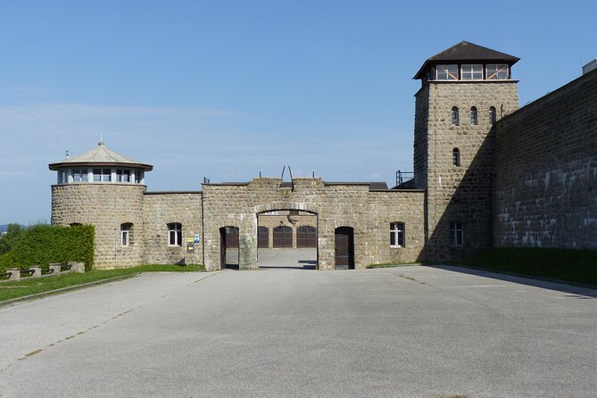 Private Memorial Tour From Vienna to Mauthausen & Eagles Nest - Meeting and Pickup Details