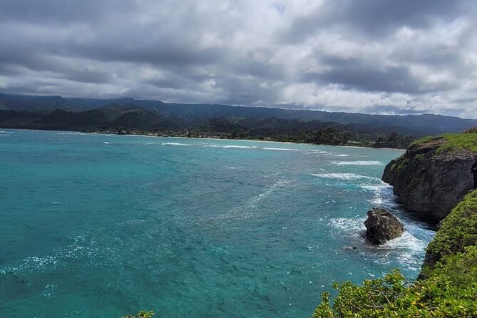 Private Mermaid Caves and West Oahu With Ka'Ena Point Hike (Se Habla Español) - Hawaiian Bird Sanctuary Exploration