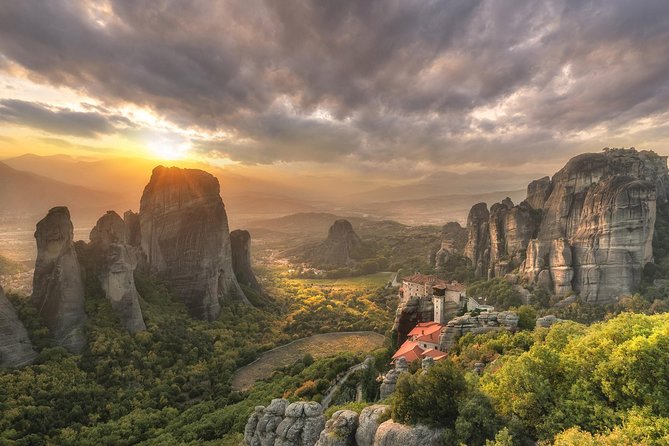 Private Meteora By Night Photography Tour - Tour Availability