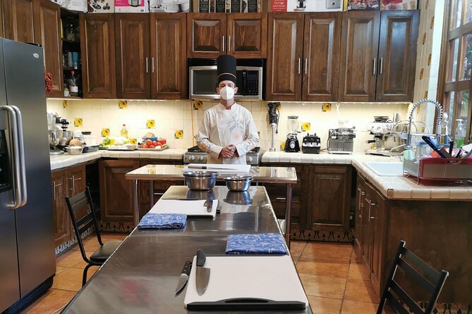 Private Mexican Cooking Class With Licensed Chef - Chefs Expertise and Teaching Style