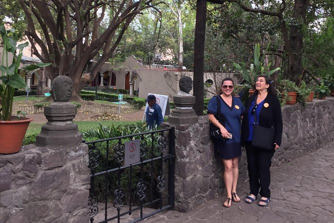 Private Mexico City Walking Tour With a Local: Roma & Condesa 100% Personalized - Knowledgeable and Personable Guides