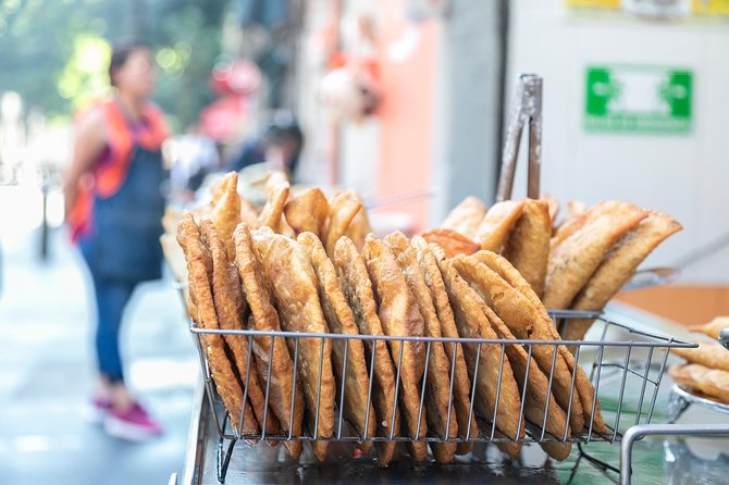 Private Mexico City Walking Tour With a Local: Roma & Condesa 100% Personalized - Unique Experiences Enjoyed by Guests
