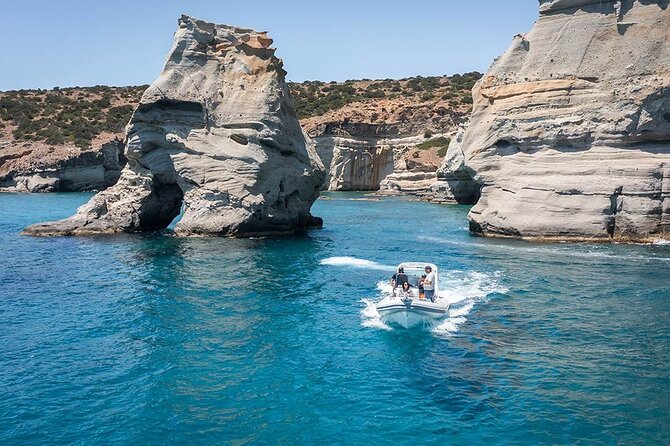 Private Milos Tour Pirates' Hideout- Luxury Boat Rental - Meeting and Pickup