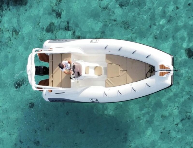 Private Mini Tour to Tavolara - Boat and Equipment