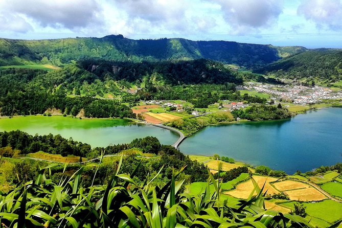 Private Mini Van Sete Cidades and Lagoa Do Fogo (1-6 People) - Tour Overview