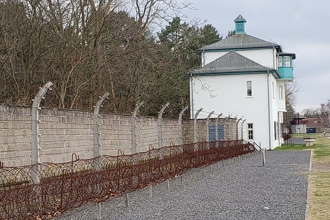 Private Minivan Tour to Sachsenhausen Concentration Camp - Accessibility Considerations