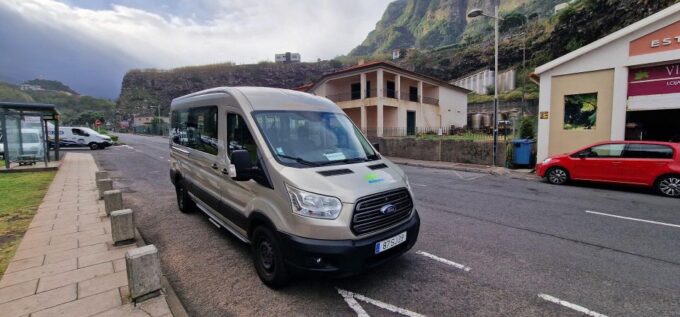 Private Minubus 8 Seater - Booking and Payment Policies