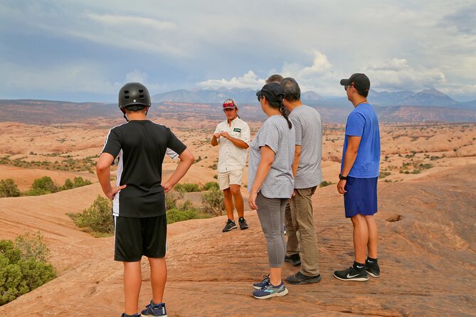Private Moab 4x4 Tour of Hells Revenge and Fins & Things Trail - Private Tour Experience