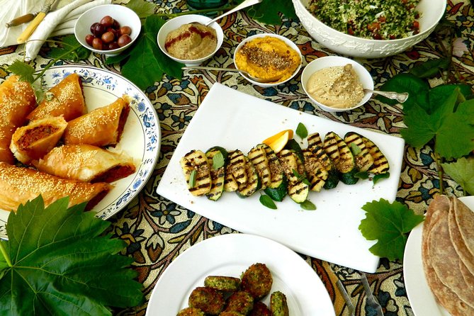 Private Modern Vegetarian Cooking Class With Anna in Northland - Cooking Experience