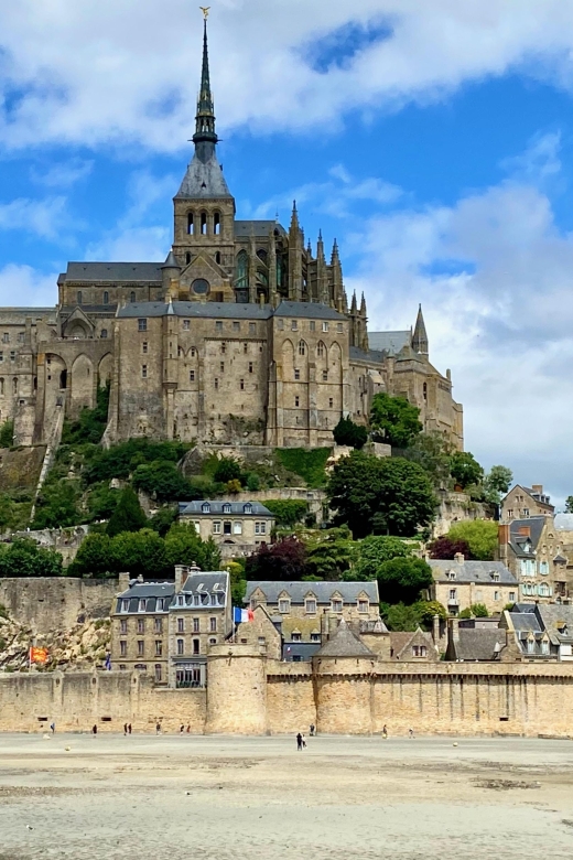 Private Mont Saint-Michel, Normandy D-Day Express From Paris - Pickup and Transportation