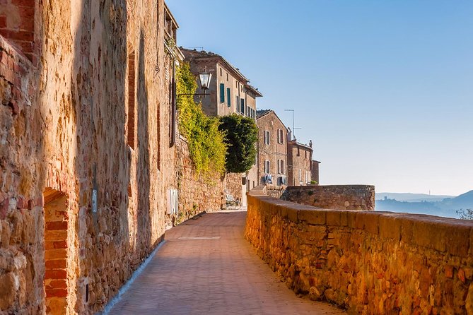 Private Montalcino and Pienza Tour From Siena - Explore the Valle De Orcia