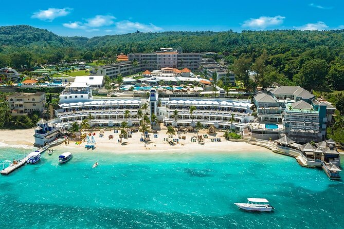 Private Montego Bay Airport MBJ to Ochorios Hotel / Resorts - Pickup and Drop-off