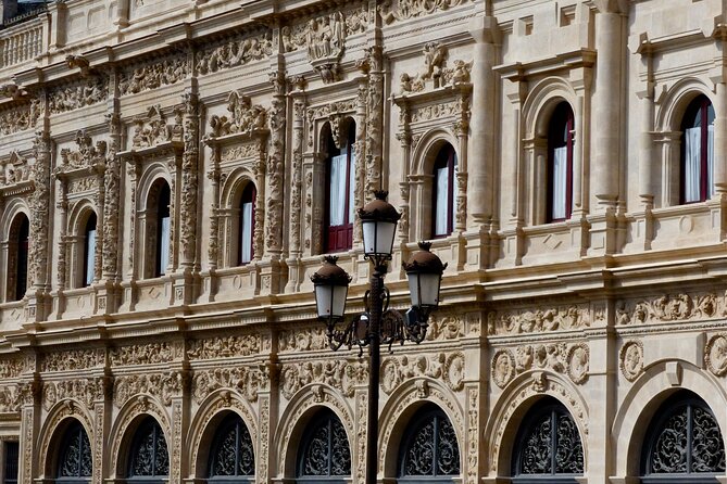 Private Monumental Walking Tour in Seville - Guide Experience