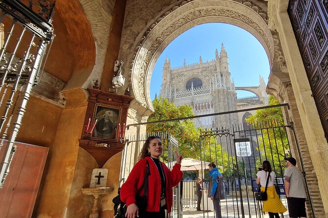 Private Monumental Walking Tour in Seville - Exploring Sevilles Monuments