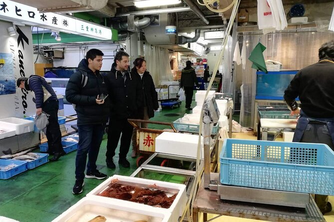 Private Morning Yanagibashi Fish Market Tour in Nagoya - Preparing and Selling Fish
