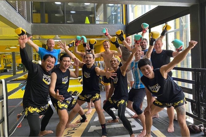 Private Muay Thai Boxing Lesson in Bangkok With Pick-Up Option - Key Points