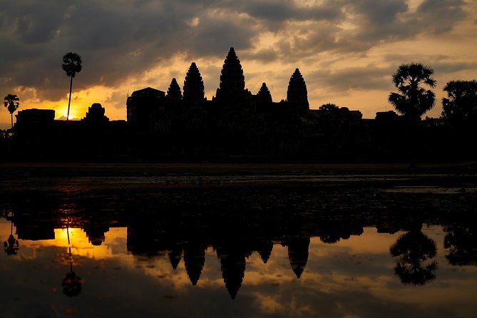 Private Multi-Day VIP Tour in Siem Reap - Exploring Angkor Thoms Landmarks