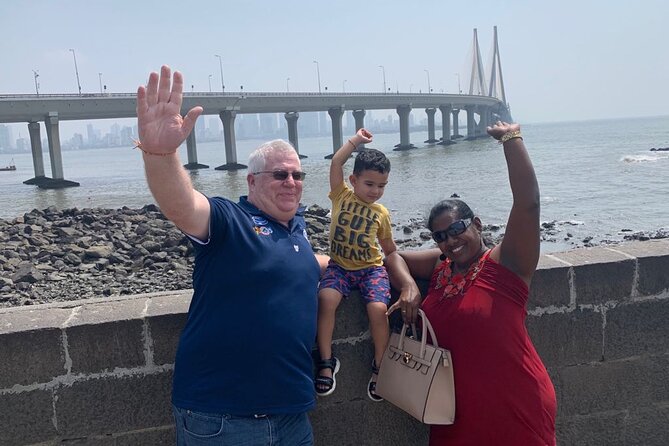 Private Mumbai City Tour and Bollywood Tour Combo With Lunch and Transport - Reviews and Ratings