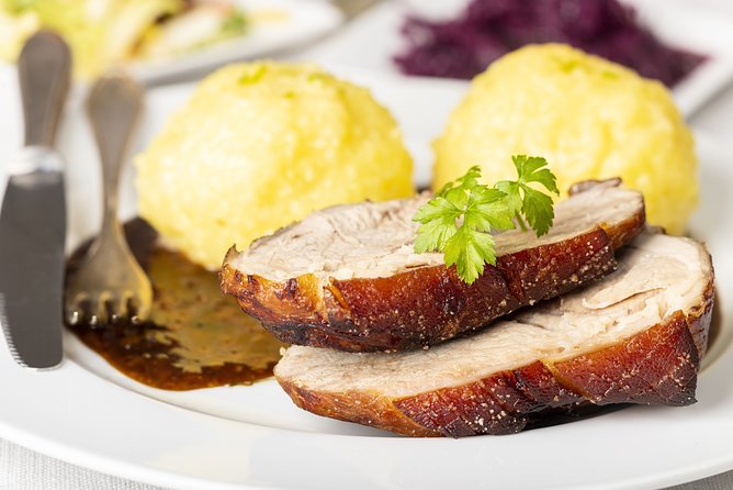 Private Munich Beer Hall-Hopping With 3-Course-Menu, Free Beer and Beer-Tasting - Meeting and End Points