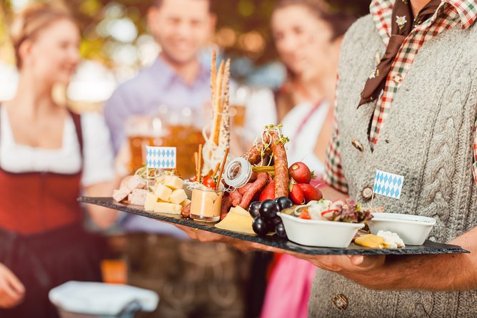 Private Munich Beer Hall-Hopping With 3-Course-Menu, Free Beer and Beer-Tasting - Exploring Traditional Beer Halls