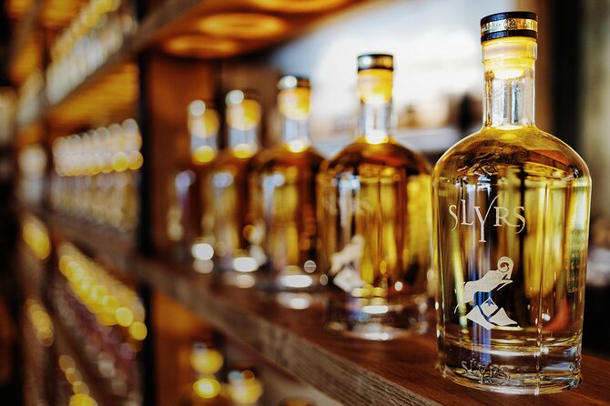 Private Munich Whiskey Distillery-Tour and 3-Course Menu - Dining at Ratskeller
