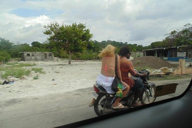 Private Negril Beach & Ricks Cafe Sunset Tour - Included Services