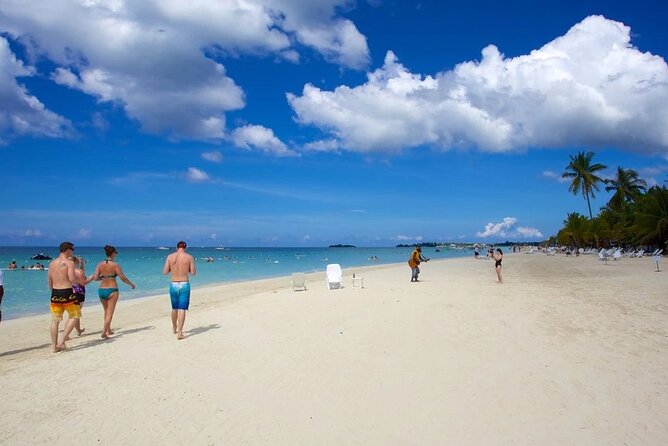 Private Negril Day Trip to Seven Miles Beach and Ricks Cafe From Runaway Bay - Costs and Inclusions