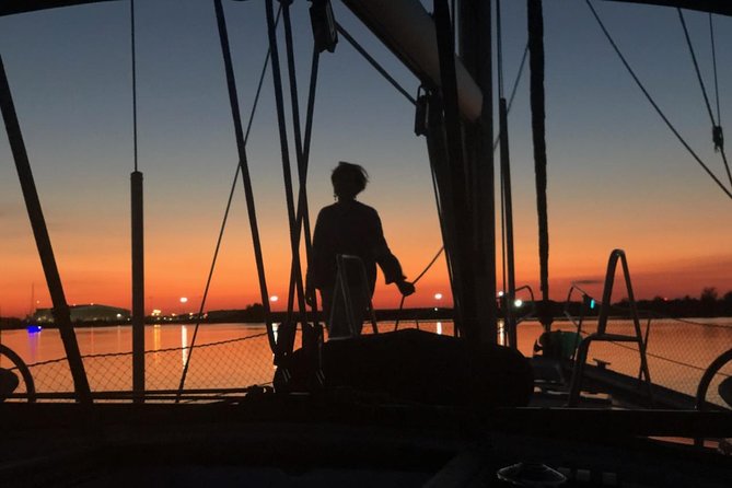 Private New Orleans 2-Hour Sail Aboard a Luxury Yacht - Inclusions in the Tour Package