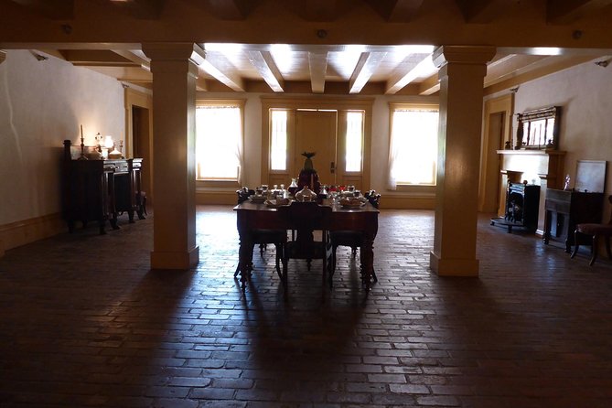 Private New Orleans City Tour With Destrehan Plantation/Cemetery - Lunch at a Local Seafood Restaurant