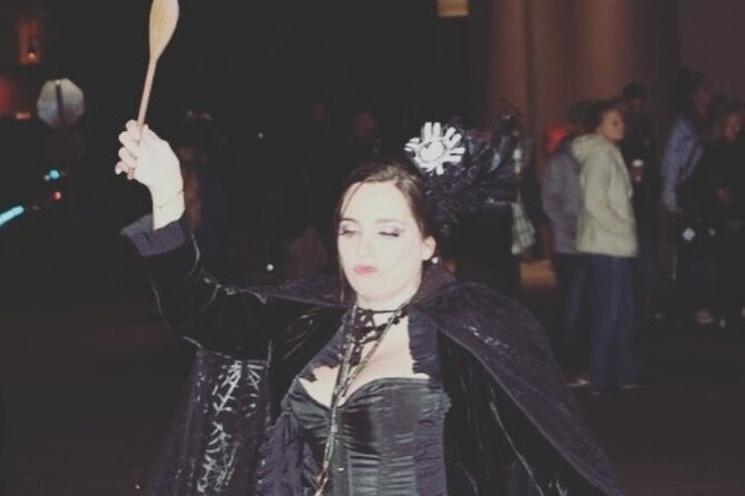 Private New Orleans Uncensored VIP Wicked Spirits Pub Crawl - Enhancing the Pub Crawl